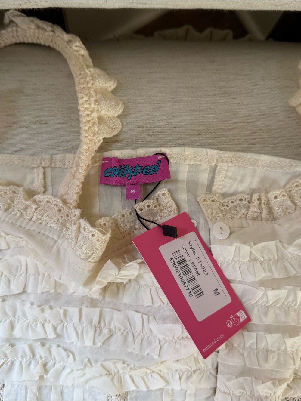 Edikted Cream Ruffle Lace-Trim Tank - Picture 3 of 9